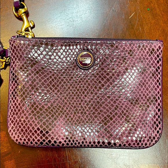 Coach Rare Snakeskin Wristlet - Picture 1 of 7